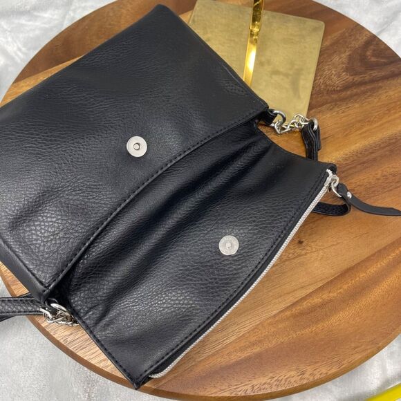 Kenneth Cole Reaction Crossbody Bag Black Pebbled Faux Leather Snap Flap Zipper - Picture 8 of 16